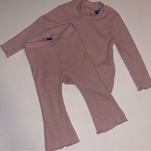 Old Navy Plush Cozy Knit top & Flare Pants set for Baby 12-18 MO